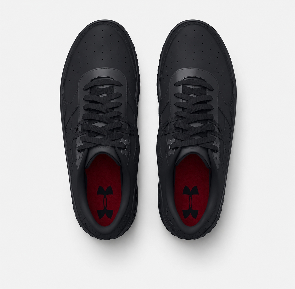 Дамски маратонки Under Armour Court 96 Black 3028637-001