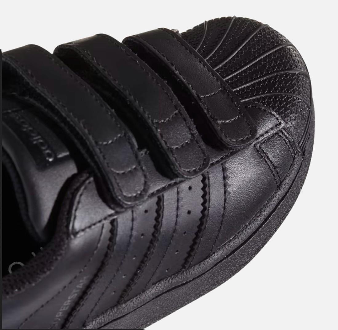 Детски маратонки ADIDAS Superstar Black B25728