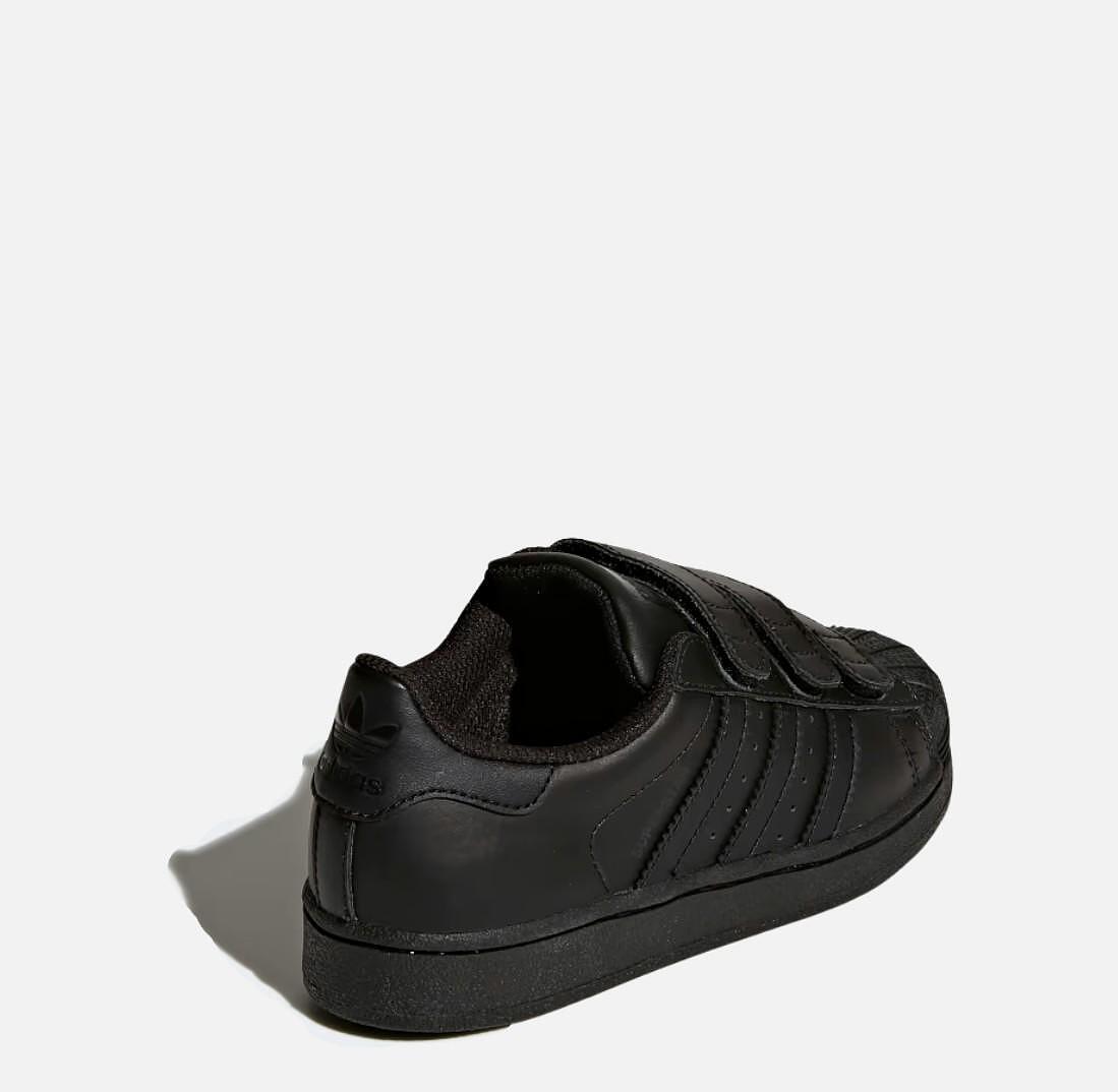 Детски маратонки ADIDAS Superstar Black B25728