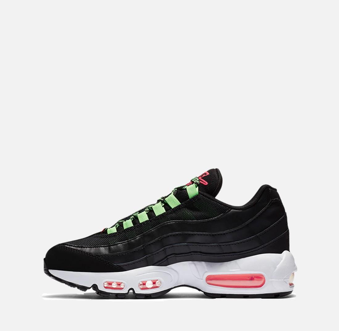 Γυναικεία αθλητικά παπούτσια NIKE AIR MAX 95 SE WW CV9030-001