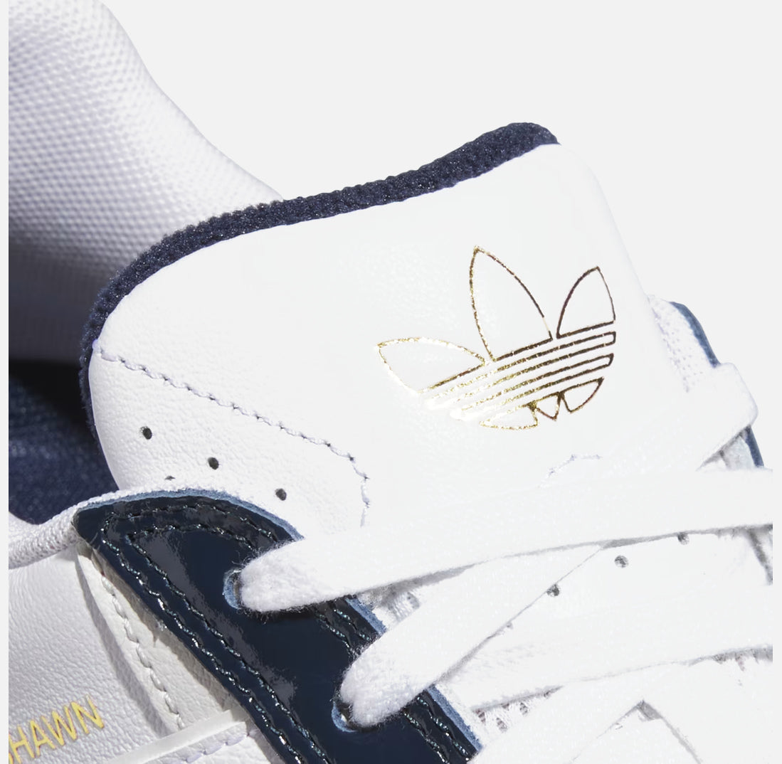 Мъжки маратонки ADIDAS Tyshawn II White/Navy JQ1131