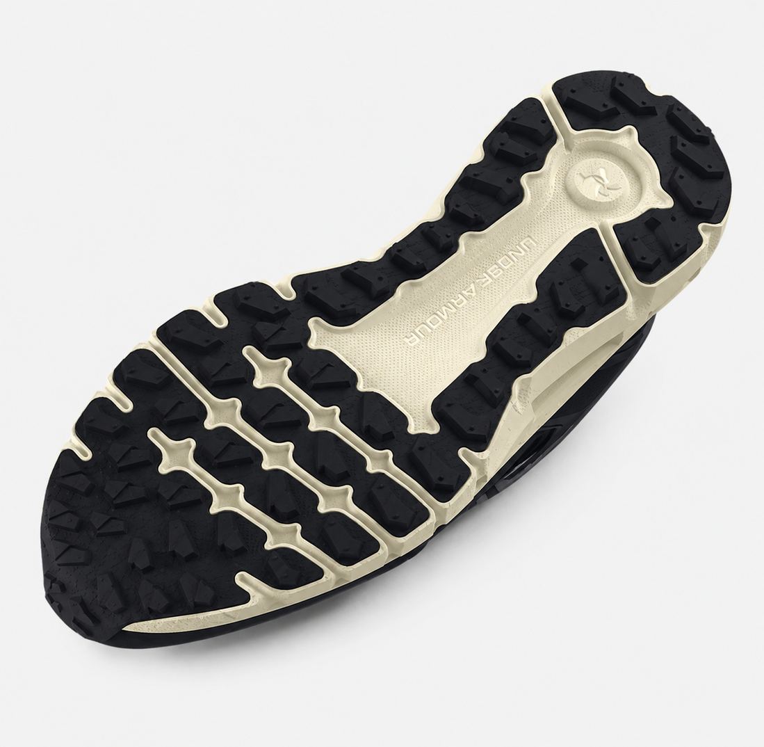 Adidași bărbați Under Armour Summit Trek Black / Ivory Dune 3028345-003