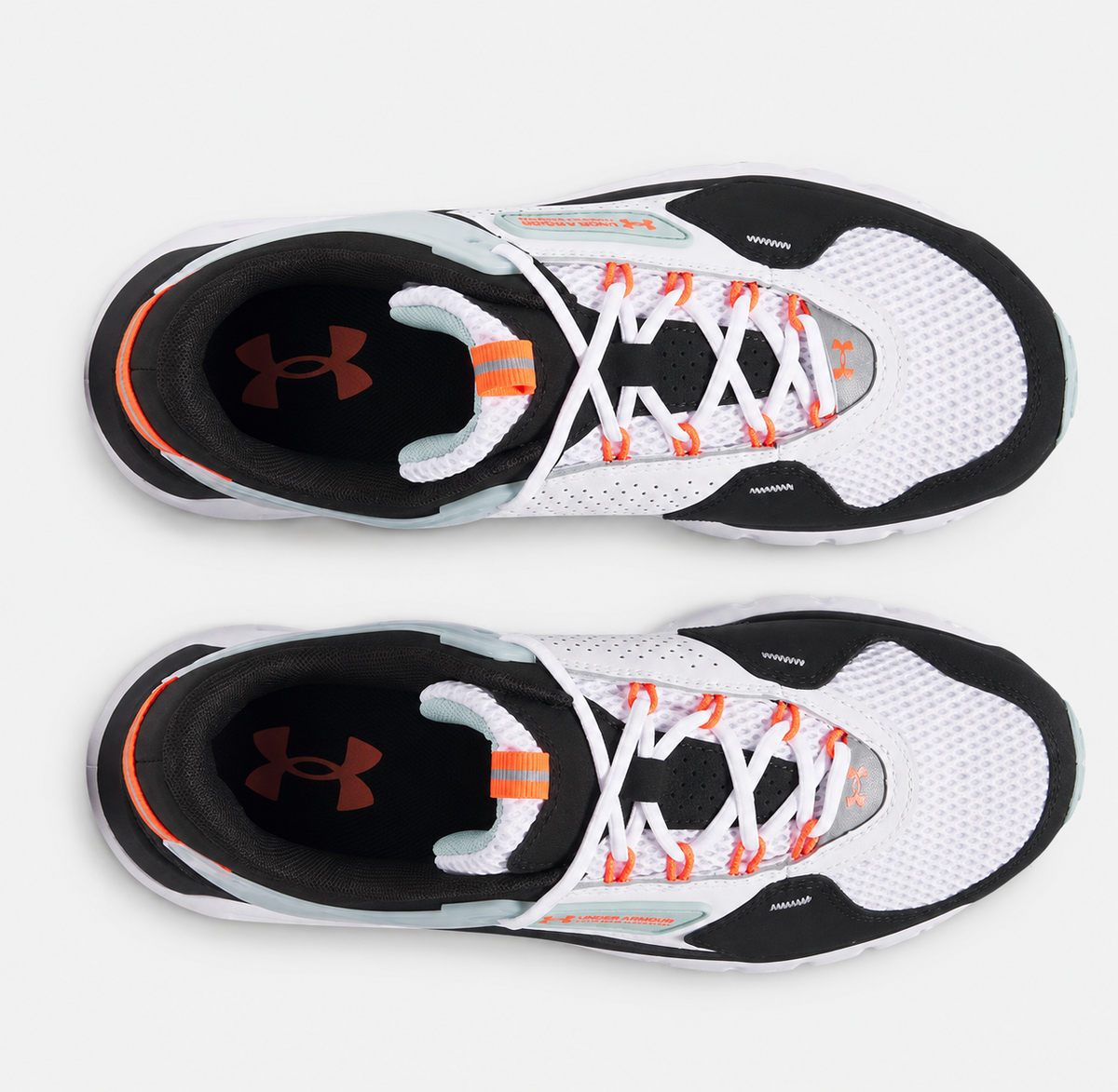 Мъжки маратонки Under Armour Summit Trek 3028345-105