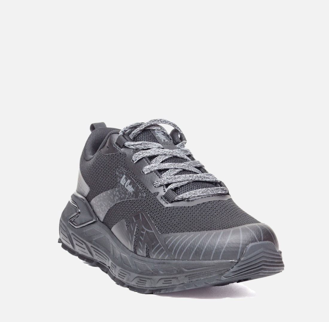 Мъжки маратонки Lee Cooper Black 401-01