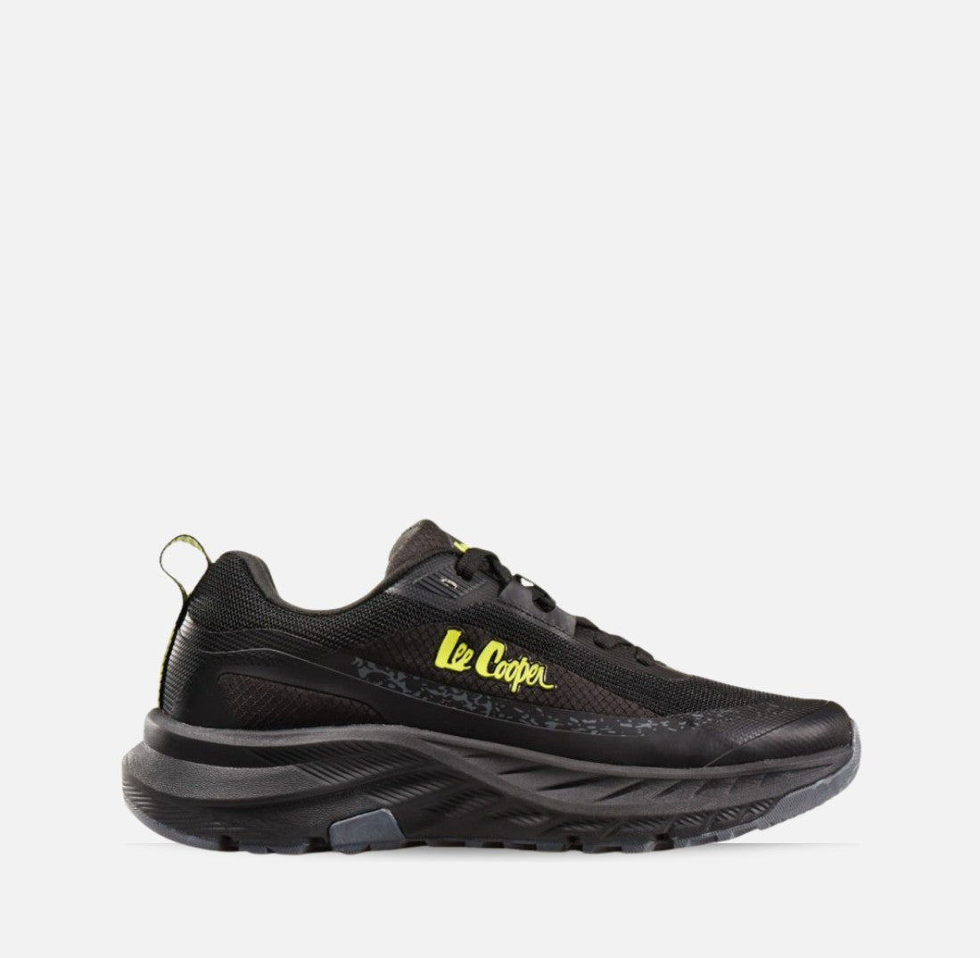 Мъжки маратонки Lee Cooper Black 401-07