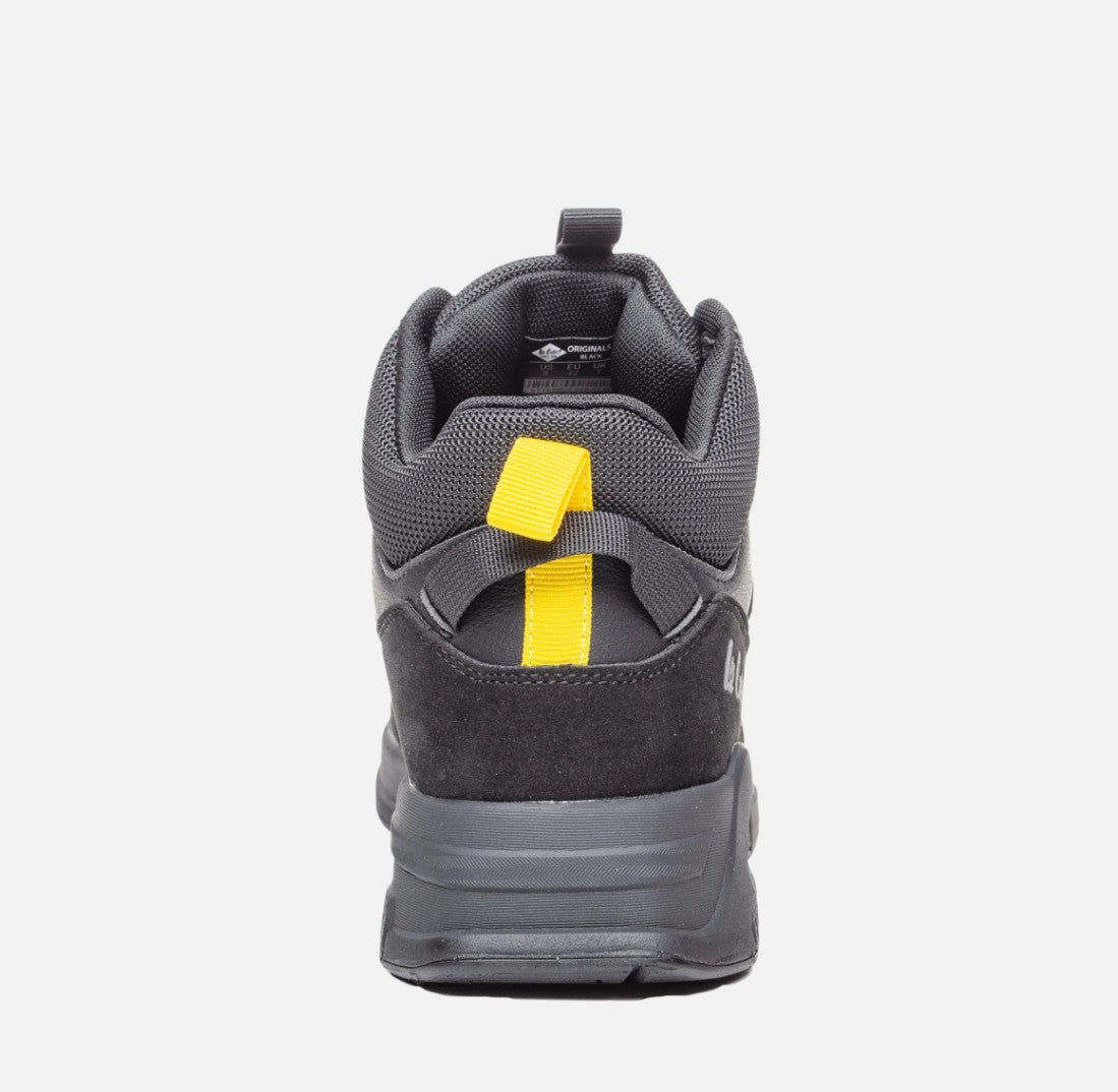 Мъжки маратонки Lee Cooper Black 502-22-M