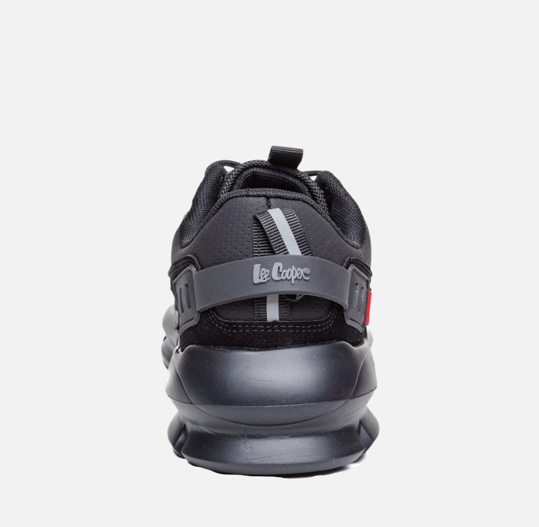 Мъжки маратонки Lee Cooper Black 602-10