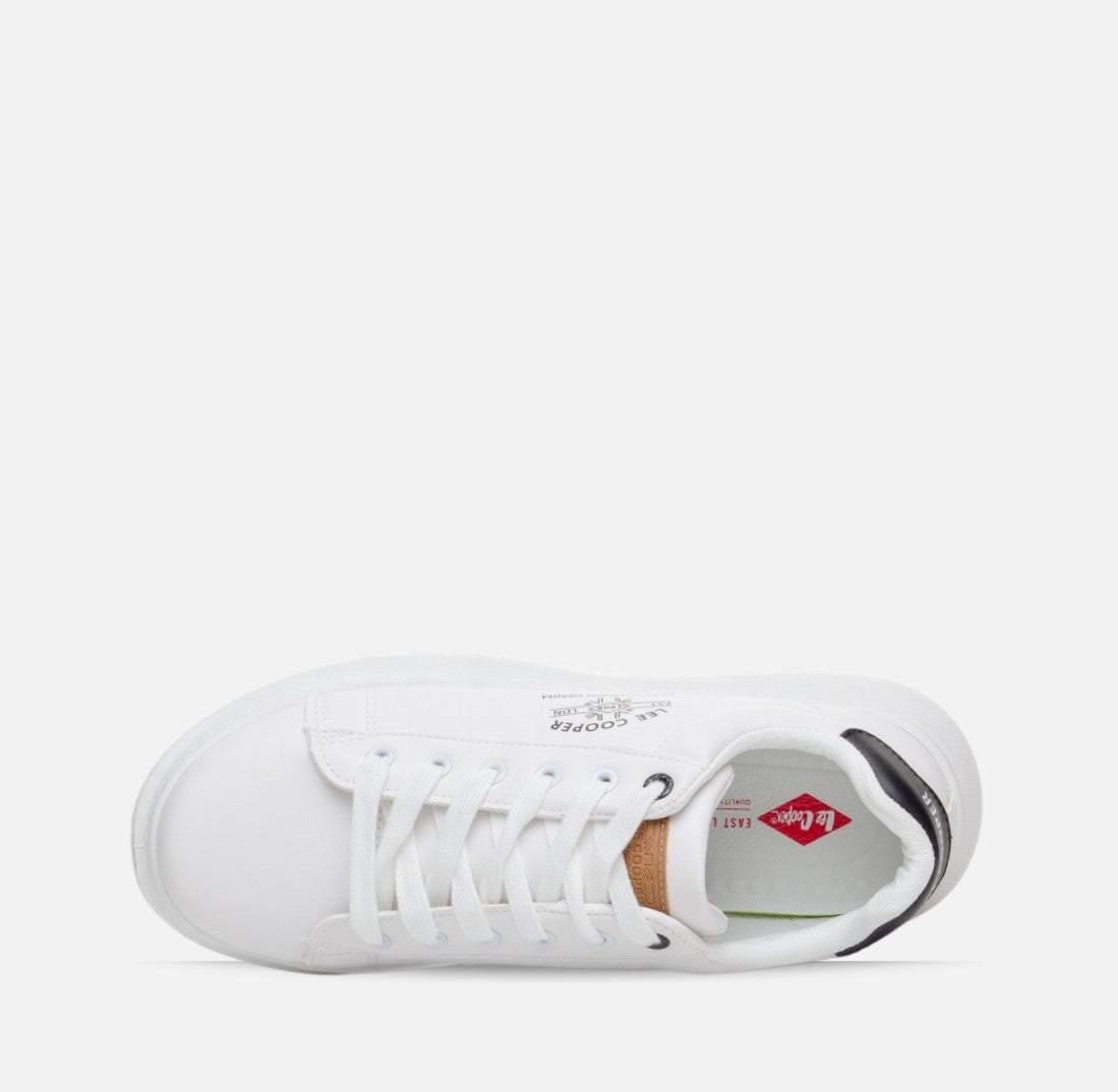 Дамски маратонки Lee Cooper White 601-05