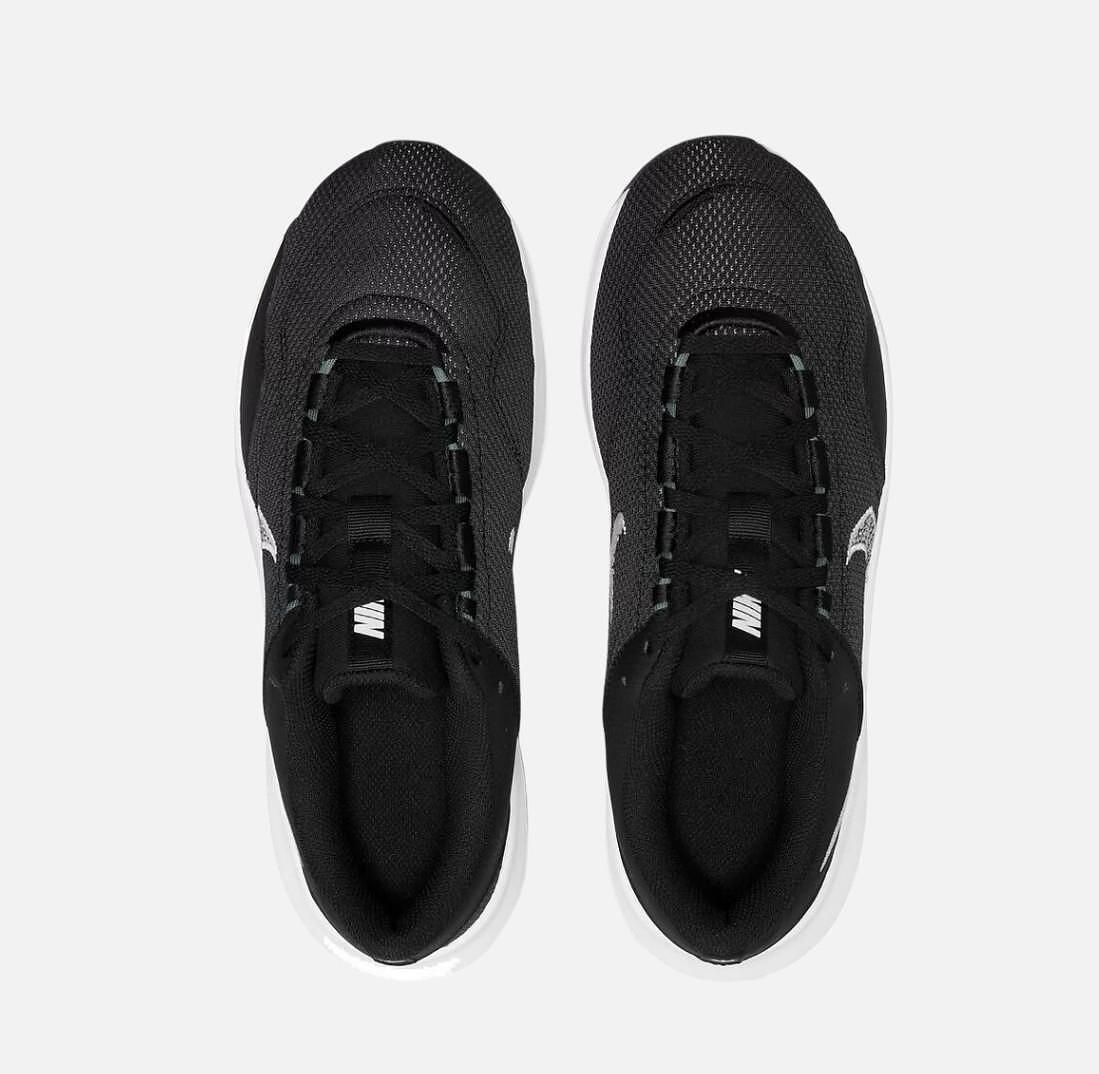 Мъжки маратонки Nike Legend Essential 3 Next Nature Black/White DM1120-001