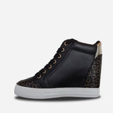 Зимни обувки боти Guess WGLEARS